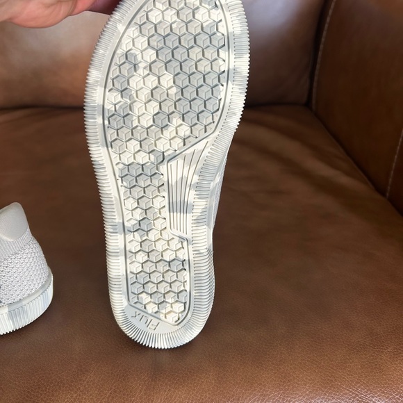 Flux Adapt Trainers Knit Sneakers in Light Gray - Picture 4 of 4